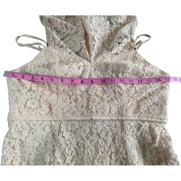 LULUS Women Caterina Maxi Dress Sz M Light Pink Eyelet Elegant Event Party 7-3 - Picture 9 of 16